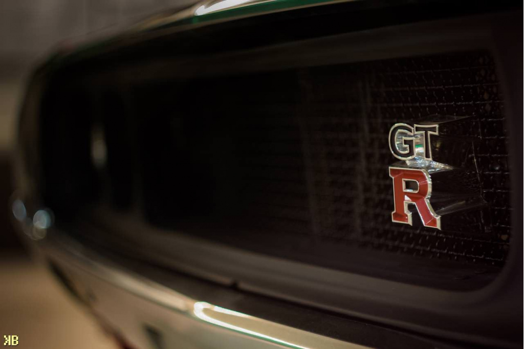 Пневмоподвеска на 1975 Nissan Skyline Kenmeri - Red Cardinal, проект CIAY и Aride в Санкт-Петербурге