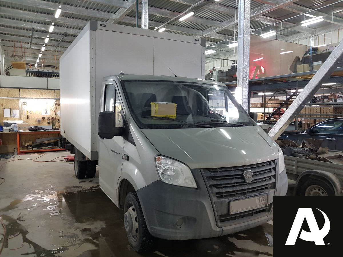 Фото и описание установки заднего комплекта пневмоподвески на Газель Next с системой управления на 2 контура  в Санкт-Петербурге