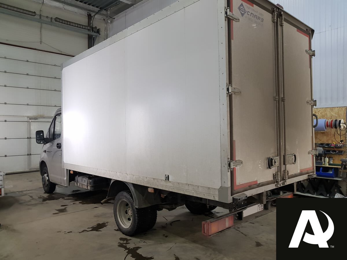 Фото и описание установки заднего комплекта пневмоподвески на Газель Next с системой управления на 2 контура  в Санкт-Петербурге