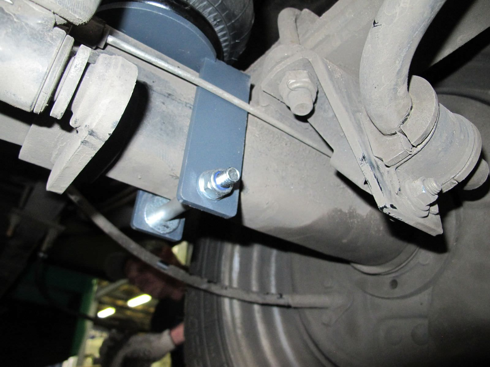 Газель Next, установка заднего комплекта пневмоподвески в Санкт-Петербурге