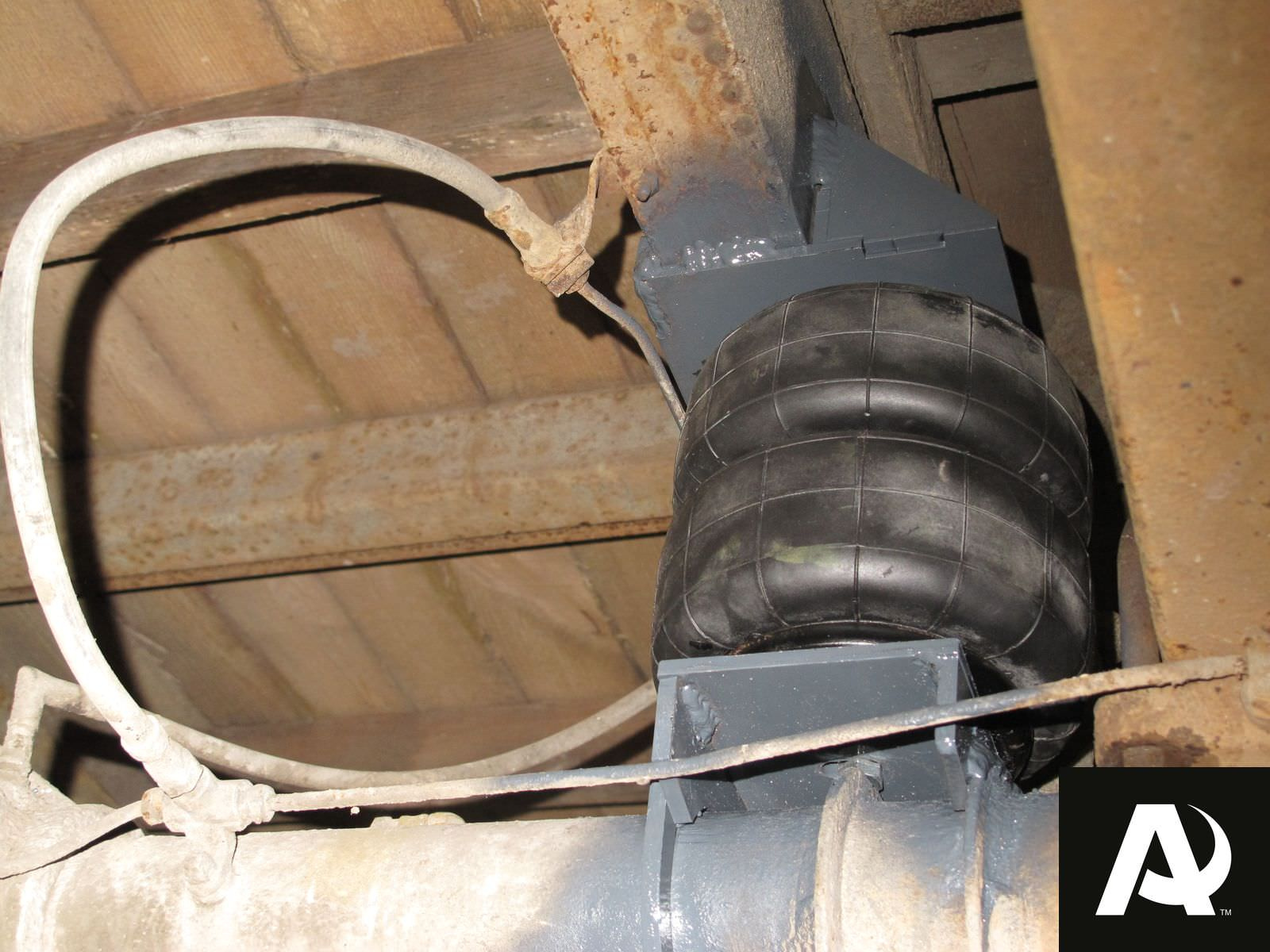 Установка передней и задней пневмоподвески в дополнение к рессорам Mercedes Sprinter T1 308D