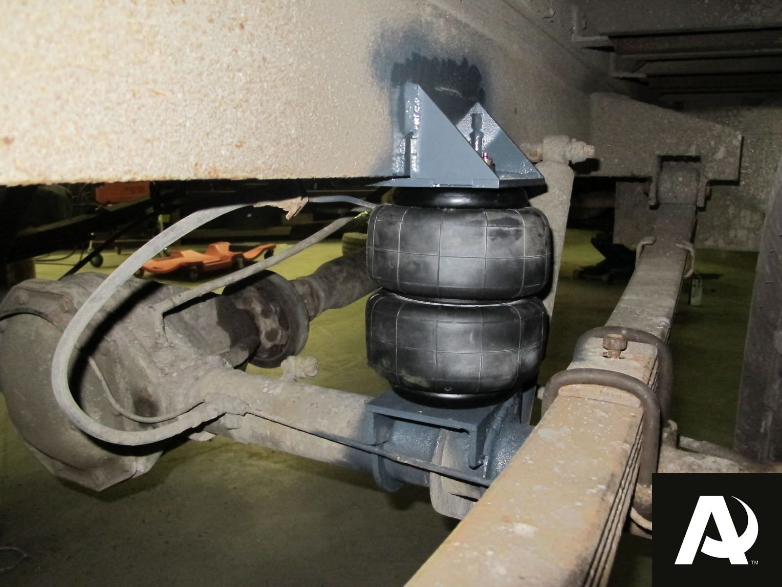 Установка передней и задней пневмоподвески в дополнение к рессорам Mercedes Sprinter T1 308D