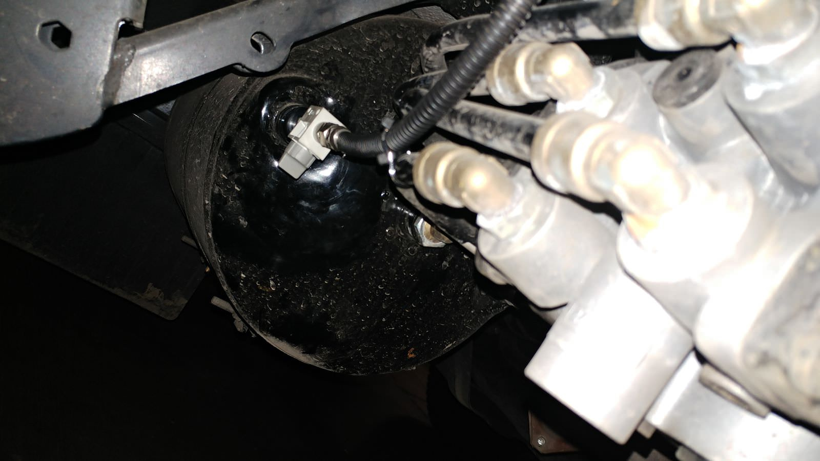 Пневморессоры с установкой на Газон Next в Санкт-Петербурге