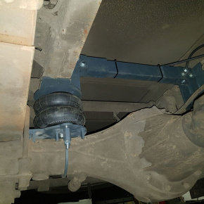 Пневмоподвеска на заднюю ось Mitsubishi Canter B