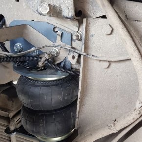 Пневмоподвеска на переднюю ось Mitsubishi Canter Euro 5