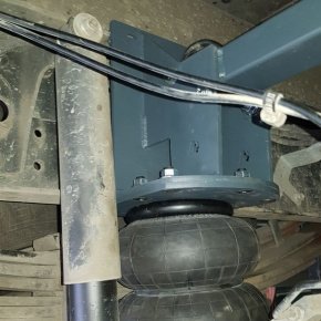 Пневмоподвеска на заднюю ось Mitsubishi Canter Euro 5