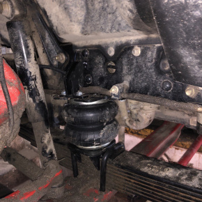 Передняя пневмоподвеска Dongfeng C80L