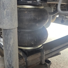 Передняя пневмоподвеска на Iveco Stralis