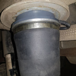 Пневмоподвеска на заднюю ось Renault Dokker