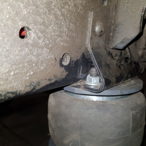 Пневмоподвеска на переднюю ось JAC N-80