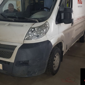 Установка комплекта с системой управления на Citroen Jumper