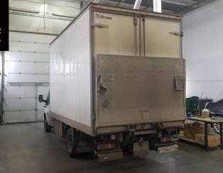 Установка задней пневмоподвески с управлением из салона ﻿Ford Transit RWD