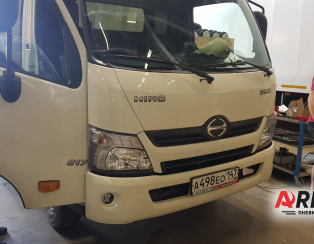 Пневмоподвеска на Hino 300 Euro 5