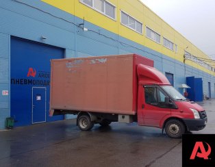 Установка задней пневмоподвески на Ford Transit 2007 года