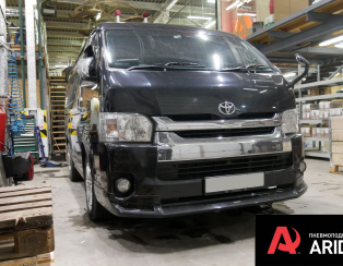 Установка пневмоподвески на Toyota Hiace