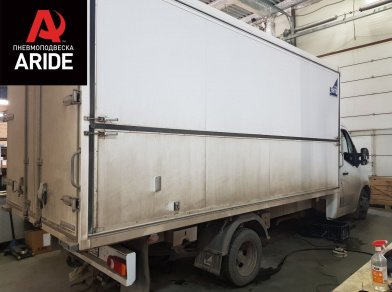 Рис. 5 Наши проекты: Пневмоподвеска на Renault Master для грузоподъемности - Этапы установки