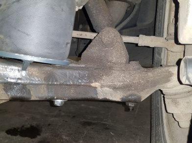 Рис. 8 Наши проекты: Установка дополнительной передней пневмоподвески ﻿Iveco Daily 35C