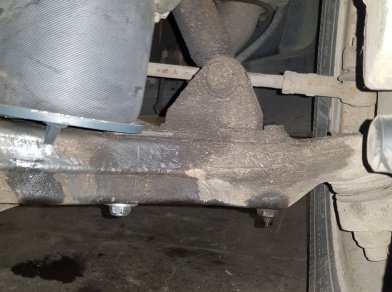 Рис. 8 Наши проекты: Установка дополнительной передней пневмоподвески ﻿Iveco Daily 35C