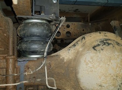 Рис. 4 Наши проекты: Установка задней пневмоподвески ﻿Isuzu NP75