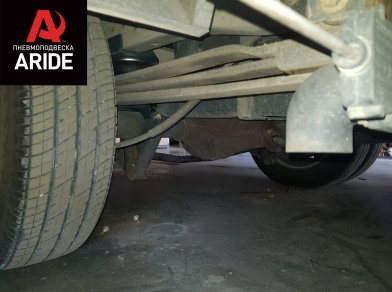 Рис. 7 Наши проекты: Установка задней пневмоподвески с управление на два контура ﻿Ford Transit RWD