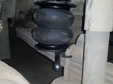 Рис. 6 Наши проекты: Пневмоподвеска на ﻿Isuzu Forward - Этапы установки