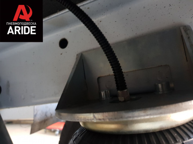 Рис. 13 Наши проекты: Установка задней пневмоподвески с управление из салона ﻿Ford Transit 460/470