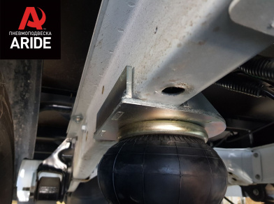 Рис. 3 Наши проекты: Установка задней пневмоподвески с управление из салона ﻿Ford Transit 460/470