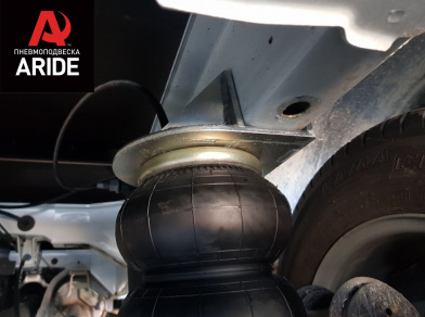 Рис. 34 Наши проекты: Установка задней пневмоподвески с управление из салона ﻿Ford Transit 460/470