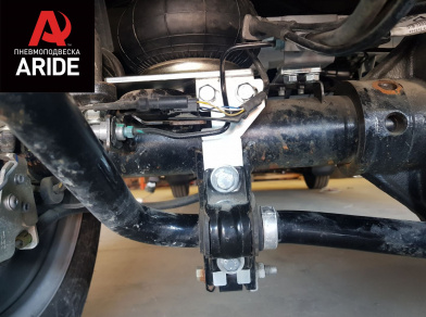 Рис. 35 Наши проекты: Установка задней пневмоподвески с управление из салона ﻿Ford Transit 460/470