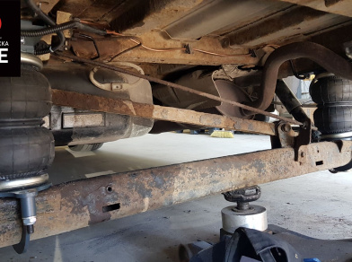 Рис. 10 Наши проекты: Установка задней пневмоподвески ﻿Dodge Caravan