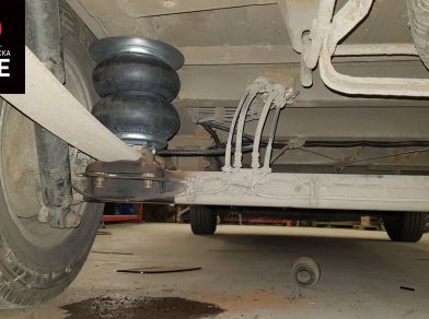 Рис. 3 Наши проекты: Пневмоподвеска на ﻿Fiat Ducato для усиления - Этапы установки