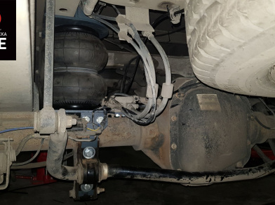 Рис. 3 Наши проекты: Пневмоподвеска на ﻿Ford Transit RWD с гарантией - Этапы установки