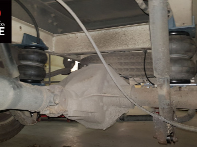 Рис. 6 Наши проекты: Пневмоподвеска на ﻿Ford Transit RWD с гарантией - Этапы установки