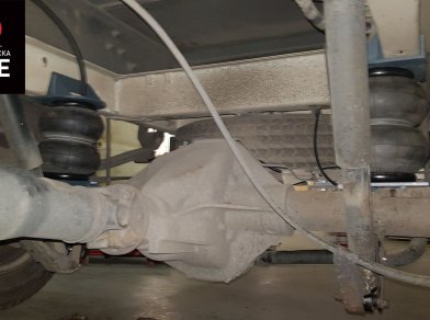 Рис. 6 Наши проекты: Пневмоподвеска на ﻿Ford Transit RWD с гарантией - Этапы установки