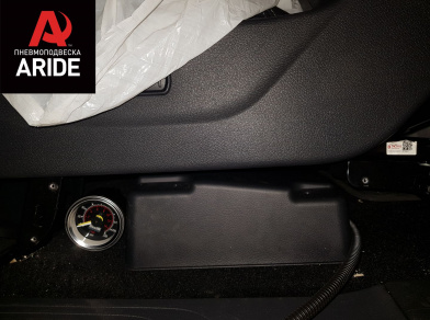 Рис. 12 Наши проекты: Пневмоподвеска на ﻿Mercedes X-class - установка задних пневмобаллонов