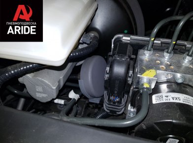 Рис. 18 Наши проекты: Пневмоподвеска на ﻿Mercedes X-class - установка задних пневмобаллонов