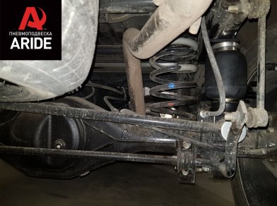 Рис. 22 Наши проекты: Пневмоподвеска на ﻿Mercedes X-class - установка задних пневмобаллонов