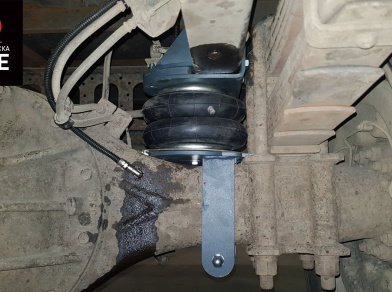 Рис. 4 Наши проекты: Пневмоподвеска на ﻿Isuzu Forward для комфорта - Этапы установки