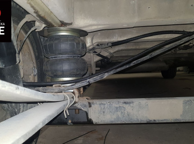 Рис. 4 Наши проекты: Пневмоподвеска на ﻿Peugeot Boxer для грузоподъемности - Этапы установки