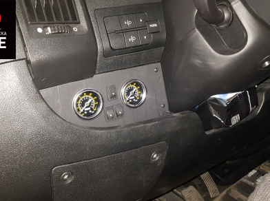 Рис. 9 Наши проекты: Пневмоподвеска на ﻿Peugeot Boxer для грузоподъемности - Этапы установки