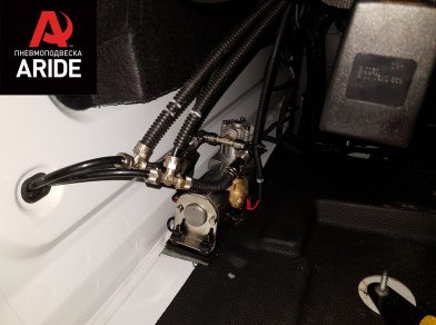 Рис. 15 Наши проекты: Пневмоподвеска на ﻿Ford Transit RWD от компании Арайд - Этапы установки