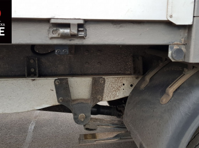 Рис. 3 Наши проекты: Пневмоподвеска на ﻿Ford Transit RWD для комфорта - Этапы установки