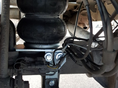 Рис. 4 Наши проекты: Пневмоподвеска на ﻿Ford Transit RWD для комфорта - Этапы установки