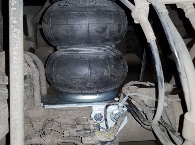 Рис. 7 Наши проекты: Пневмоподвеска на ﻿Ford Transit RWD для комфорта - Этапы установки