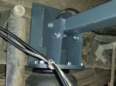 Рис. 4 Наши проекты: Пневмоподвеска на ﻿Mitsubishi Canter - Этапы установки