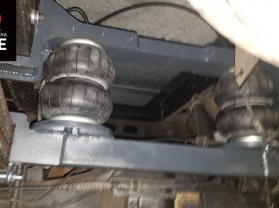 Рис. 8 Наши проекты: Пневмоподвеска на ﻿Hyundai HD 35 для комфорта - Этапы установки