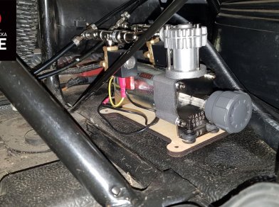 Рис. 4 Наши проекты: Пневмоподвеска на ﻿Ford Transit RWD 2016 года - Этапы установки