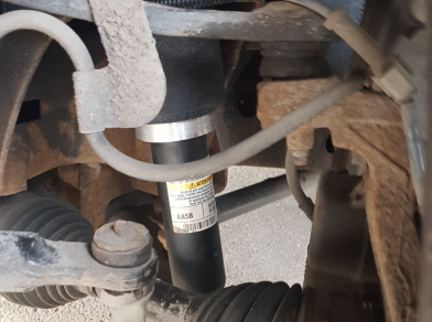 Рис. 8 Наши проекты: Пневмоподвеска на ﻿GMC Savanna 2500 - Этапы установки