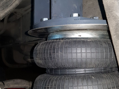 Рис. 16 Наши проекты: Пневмоподвеска на ﻿MAN TGL_8_180 - Этапы установки