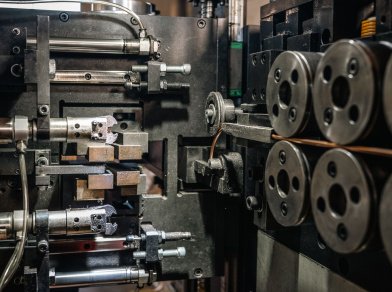 Рис. 1 Участок гибки колец